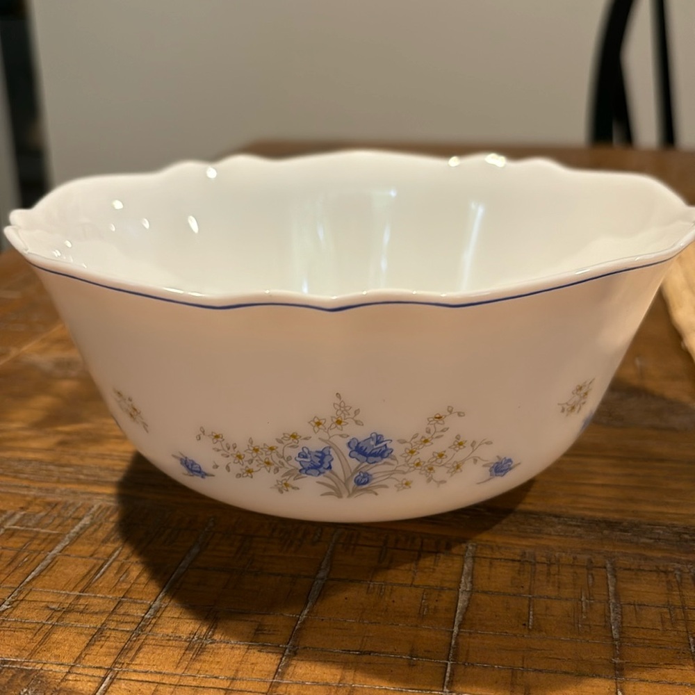 Arcopal France Romantique small serving bowl